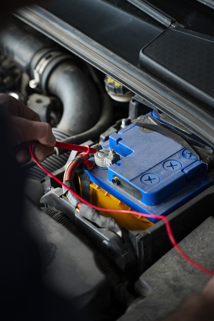 Testing battery terminal voltage under the bonnet